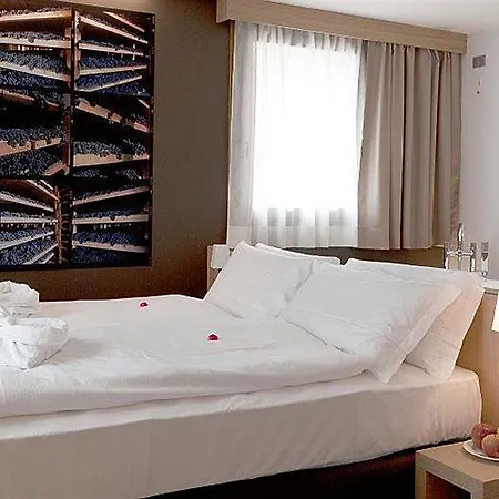Hotel Wine Retici Balzi 4*