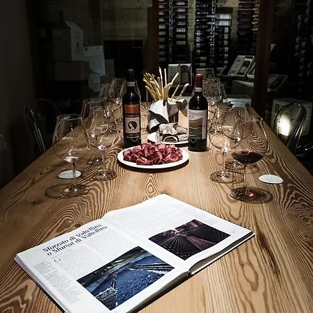 Wine Retici Balzi Hotel